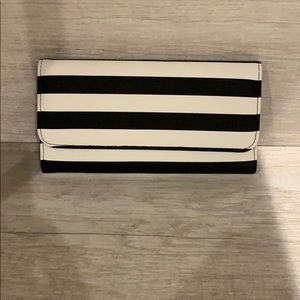 NEW KUT from the kloth Wallet